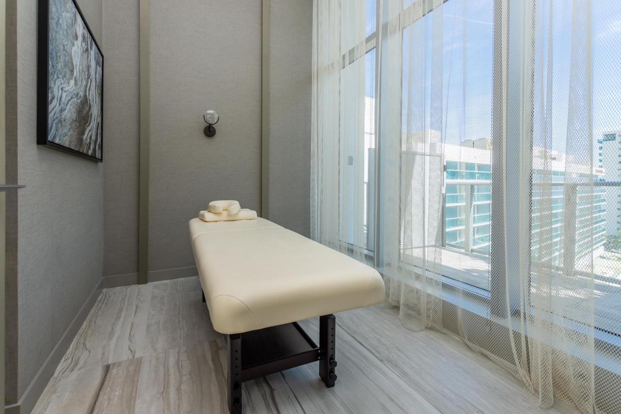 Espectacular Condo Esquina Beach House Hollywood Apartamento Zewnętrze zdjęcie